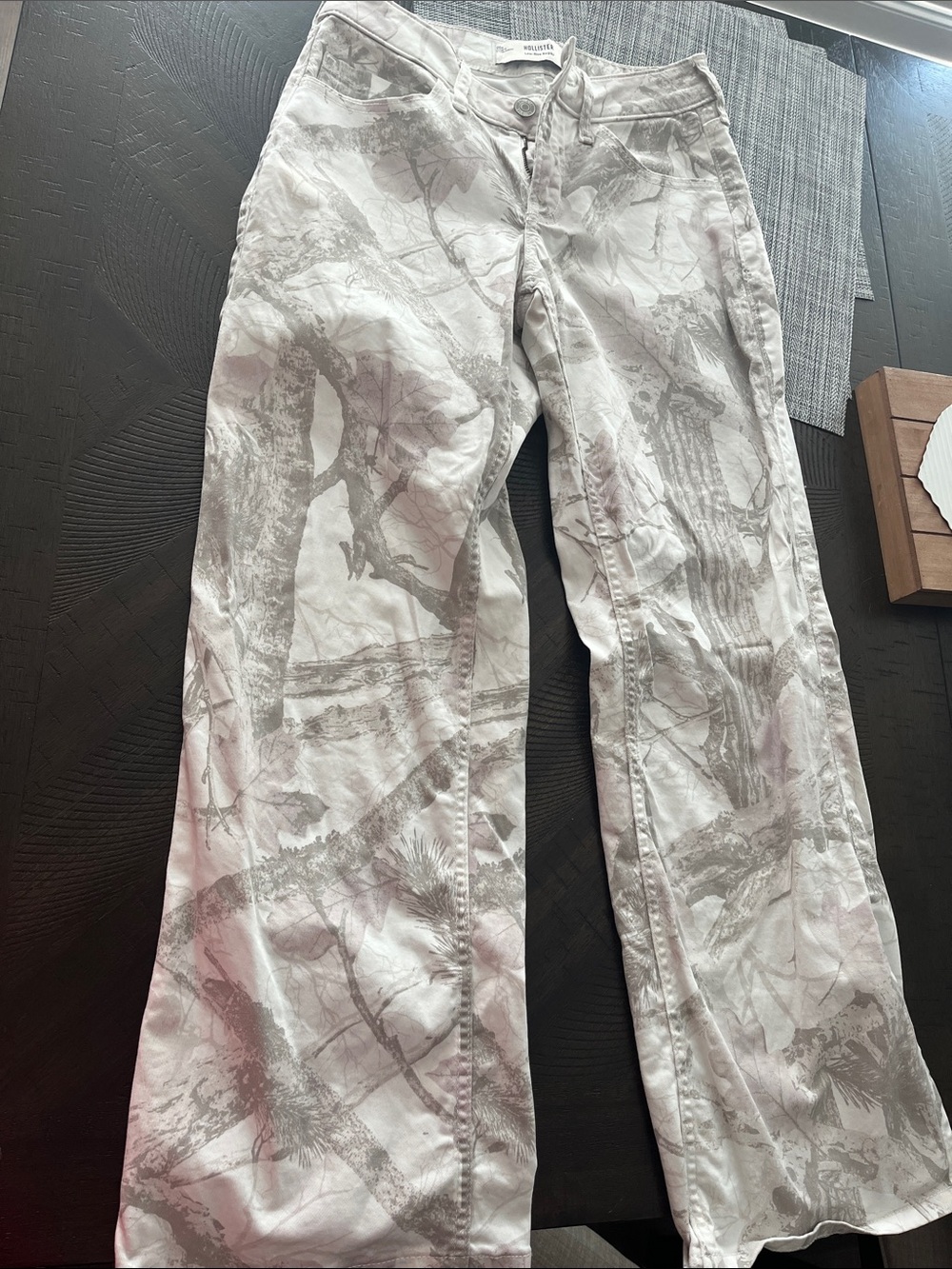 Hollister White and Light Gray Scenic Print Wide-Leg Pants